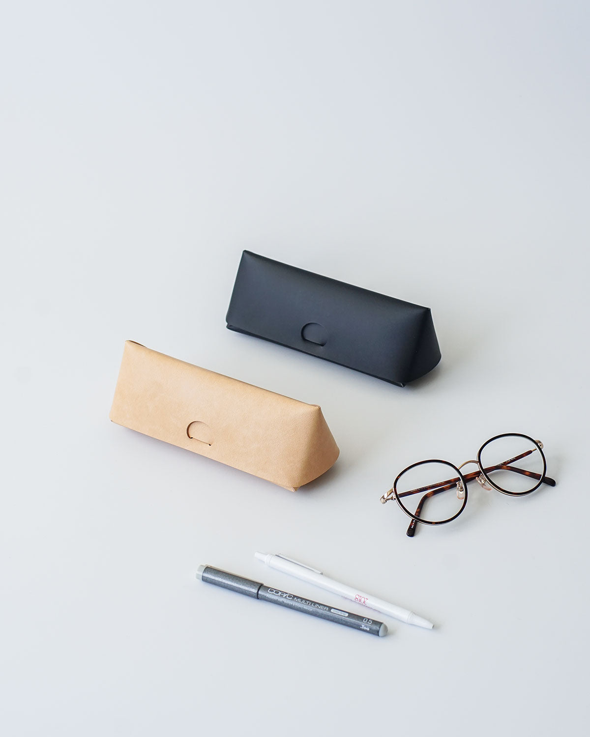 i ro se | SEAMLESS GLASSES & PEN CASE